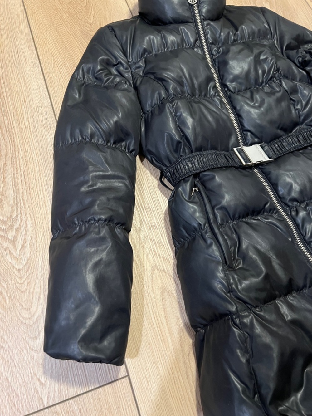 Michael Kors Black Quilted Belted Puffer Coat with Fur Trim - Picture 5 of 16